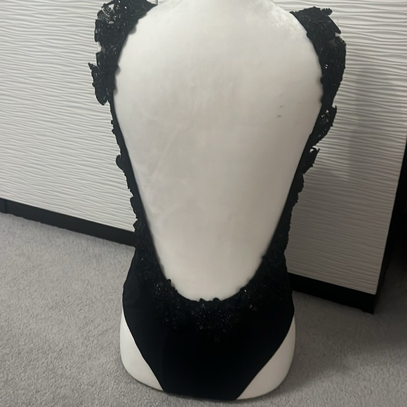 LA REVECHE PRINCIPESSA one piece swimsuit size M - Picture 7 of 9